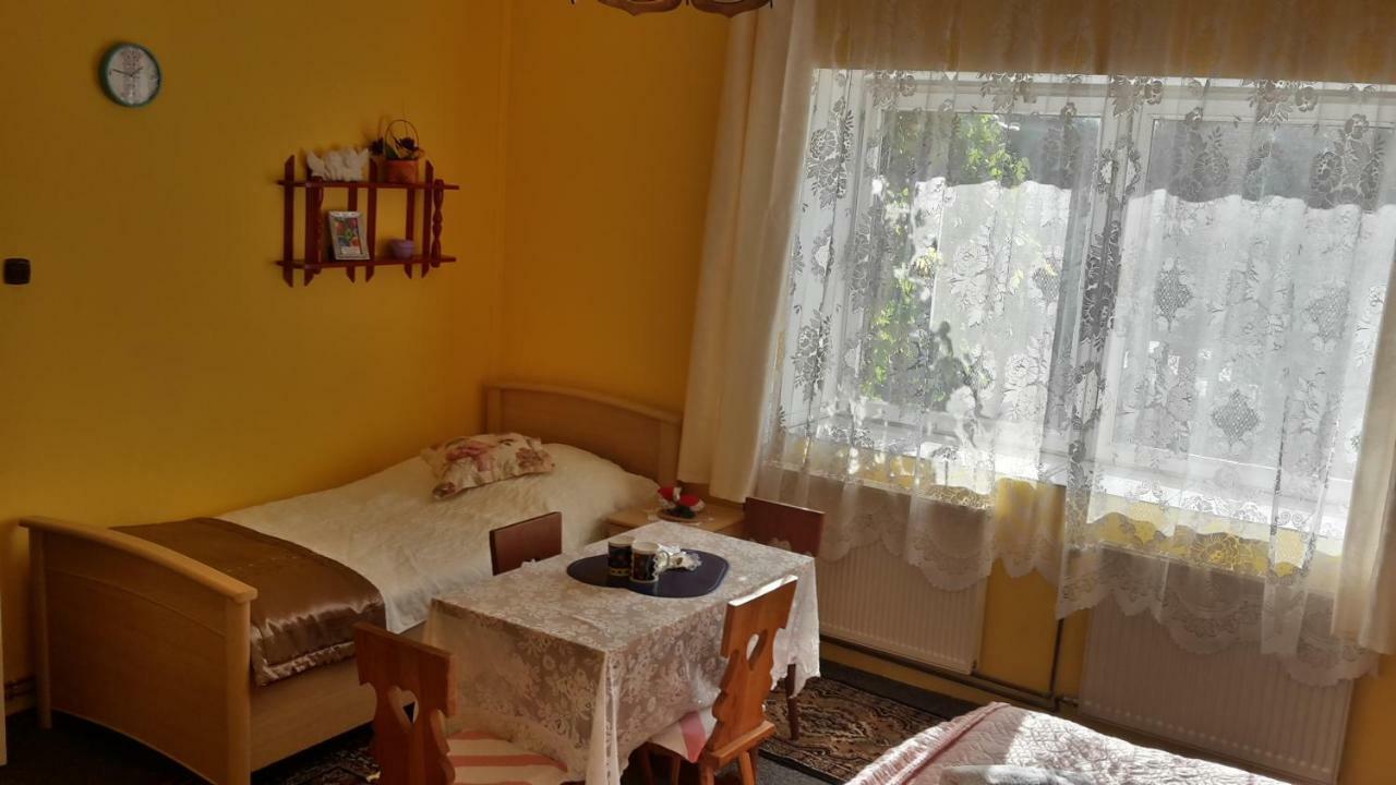 Brzeznica  Dom Na Ludowo W Brzeznicy 아파트 외부 사진